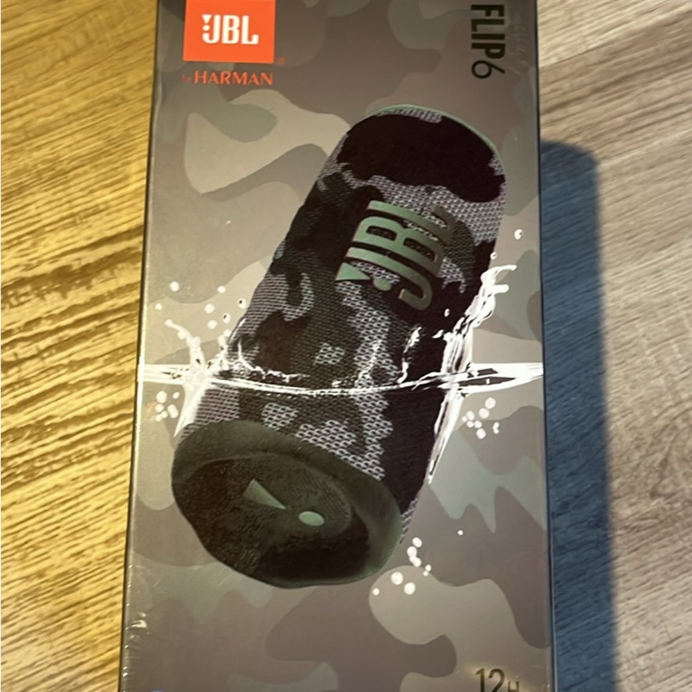 JBL Flip 6 Bluetooth Speaker in Black and Gray Camo